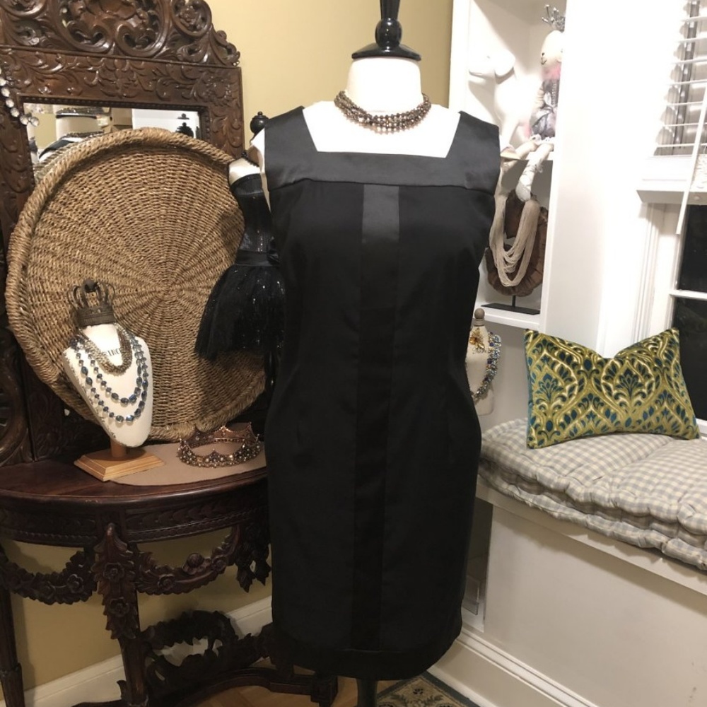 Connected Woman 20W Black Dress